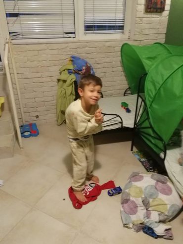 I can’t get the kids out of bed in the morning!